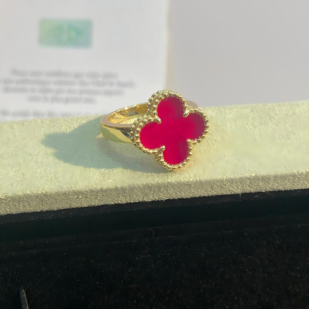 [Dream]NEW CLOVER PINK ENAMEL RINGS