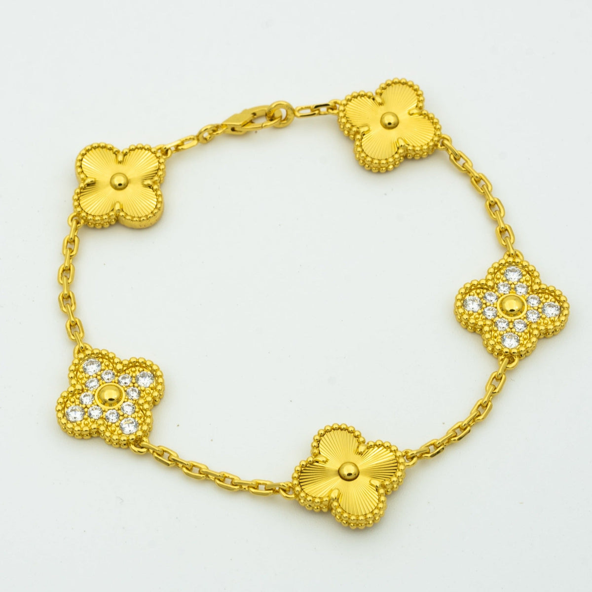 [Dream ]New  CLOVER 5 MOTIF LASER BRACELET COLLECTION