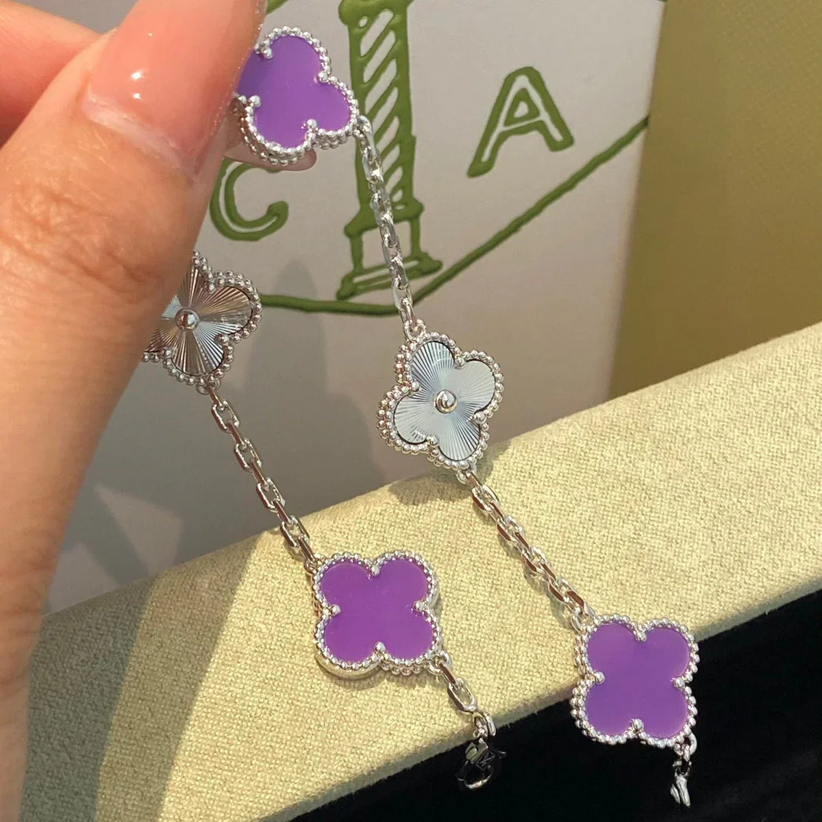 [Dream ]New  CLOVER 5 MOTIF VIOLET BRACELET COLLECTION