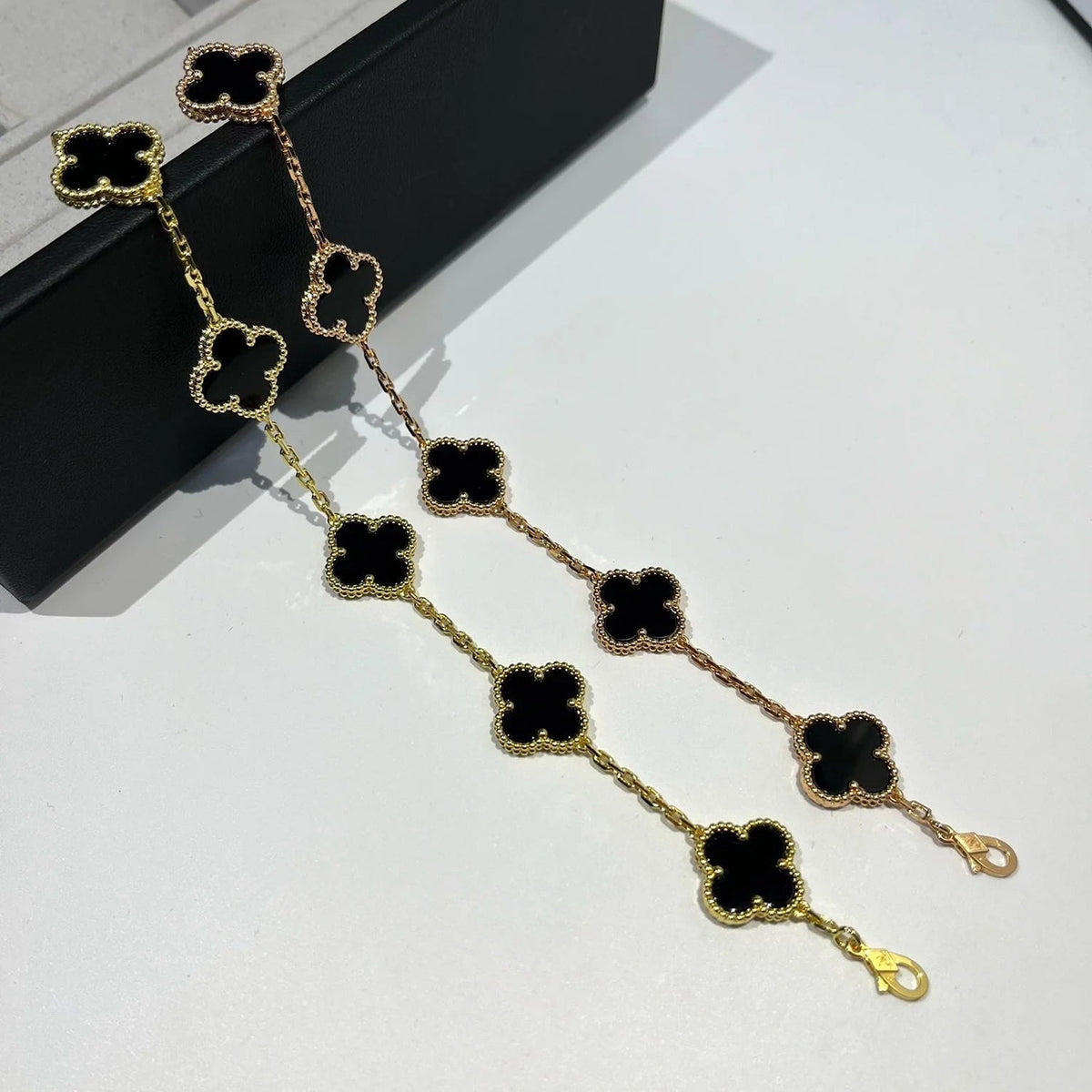[Dream ]New CLOVER 5 MOTIF ONYXS BRACELET COLLECTION