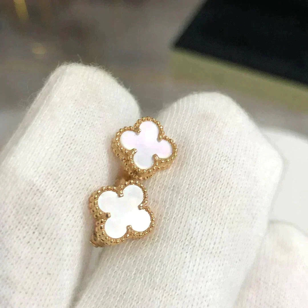 Dream CLOVER MINI 9.5MM WHITE MOP EARRINGS