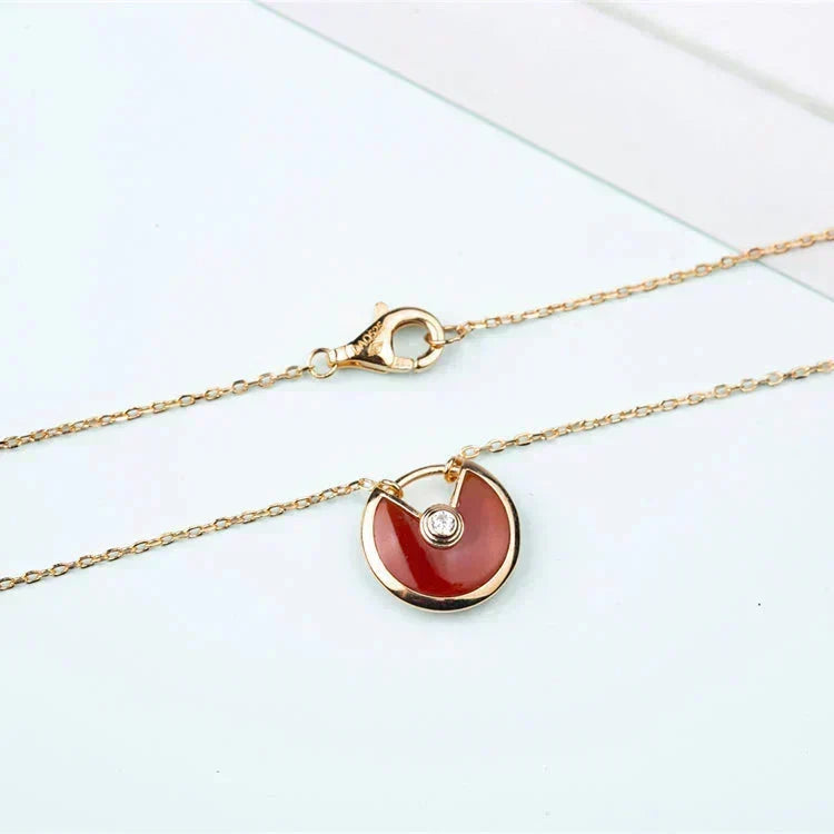 Dream AMULETTE GOLD CARNELIAN ONYX NECKLACE