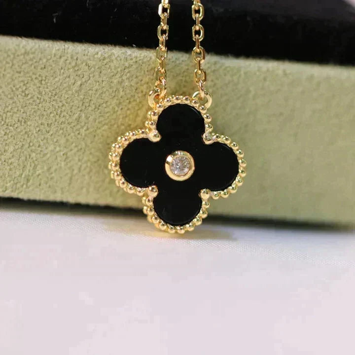 Dream CLOVER 15MM DIAMOND ONYX NECKLACE