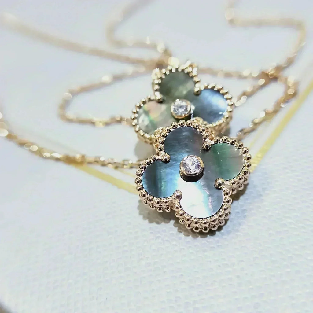 Dream CLOVER 15MM DIAMOND AND MOTHER-OF-GREY NECKLACE