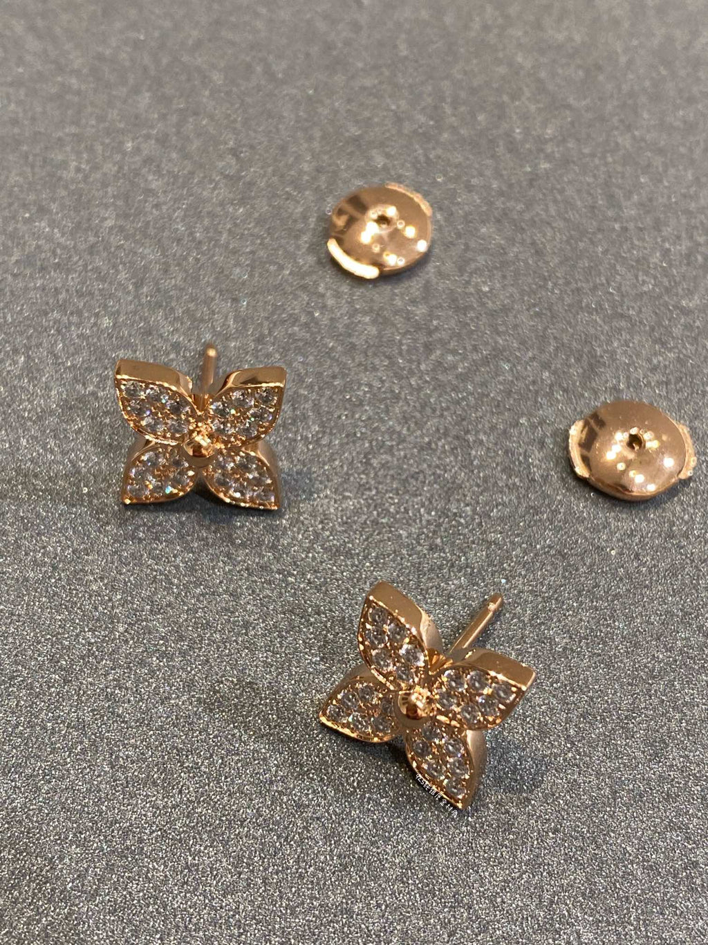 Dream STAR DIAMOND EARRINGS