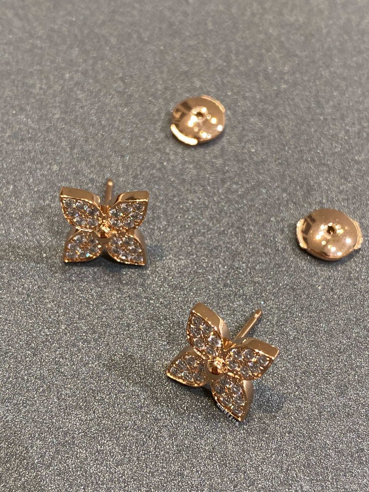 Dream STAR DIAMOND EARRINGS