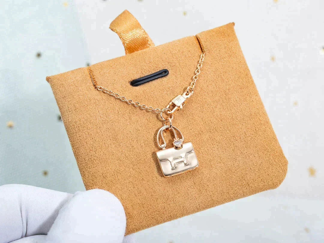 Dream AMULETTE PEDANT ROSE GOLD NECKLACE