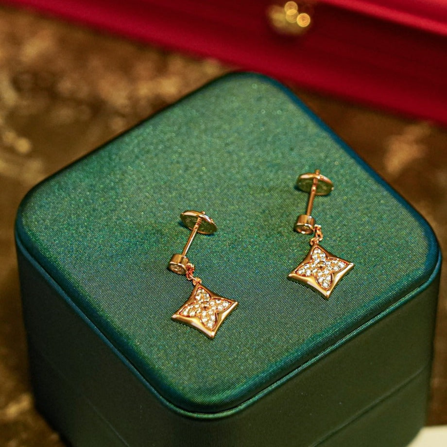 Dream STAR DIAMONDS EARRINGS GOLD