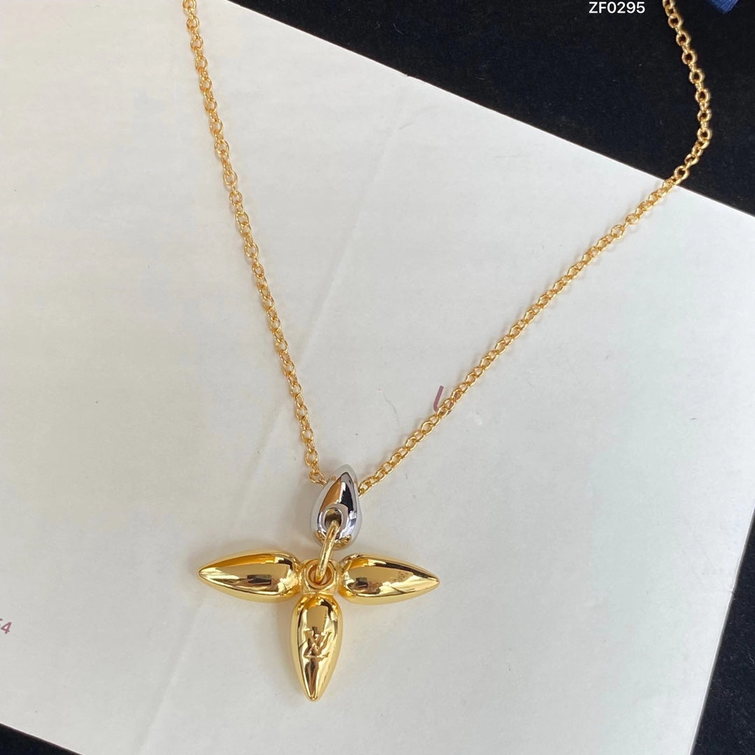 TRAUMHAFTE LOUISETTE ANHÄNGERKETTE IN GOLD