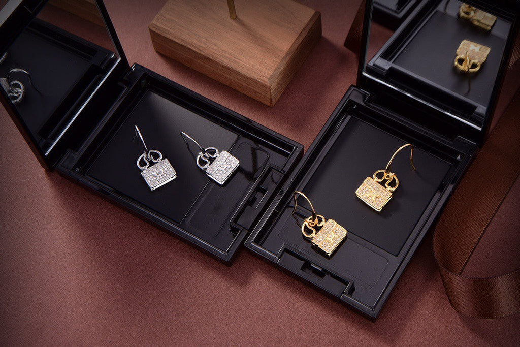 Dream KELLY DIAMOND EARRINGS