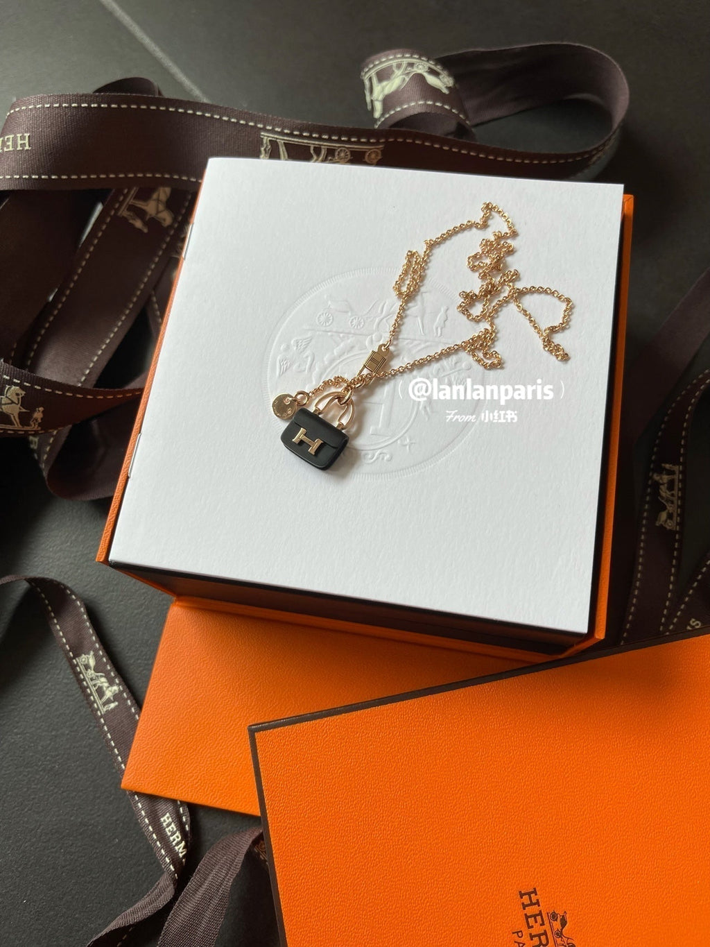 Dream CONSTANCE BLACK PEDANT PINK GOLD NECKLACE