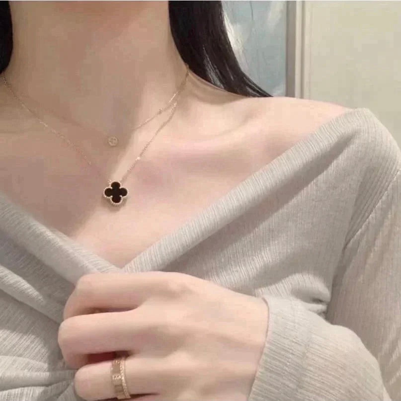 Dream CLOVER 15MM BLACK ONYX SINGLE FLOWER NECKLACE