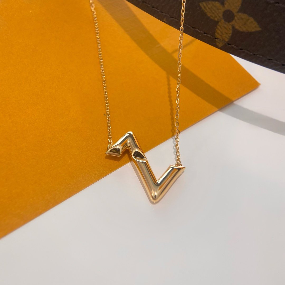 Dream VOLTE UPSIDE DOWN NECKLACE