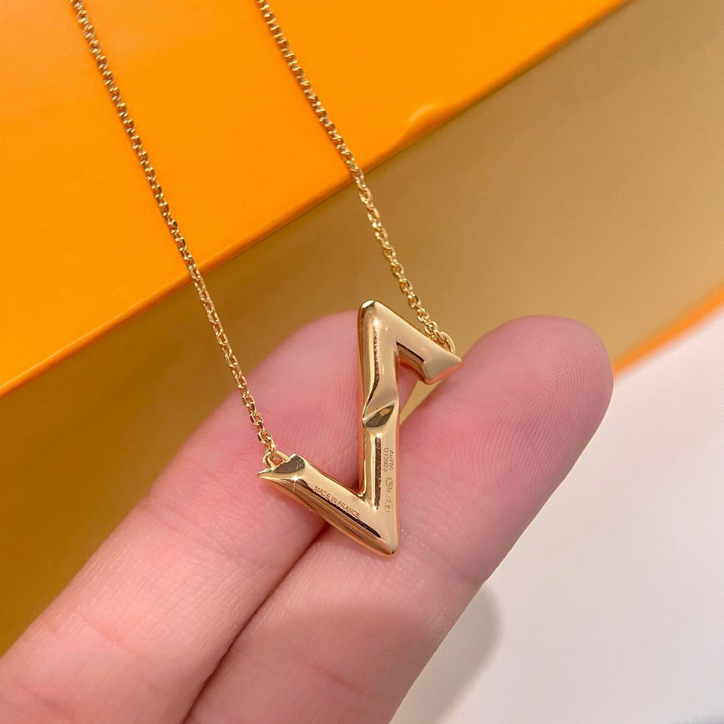 Dream VOLTE UPSIDE DOWN NECKLACE