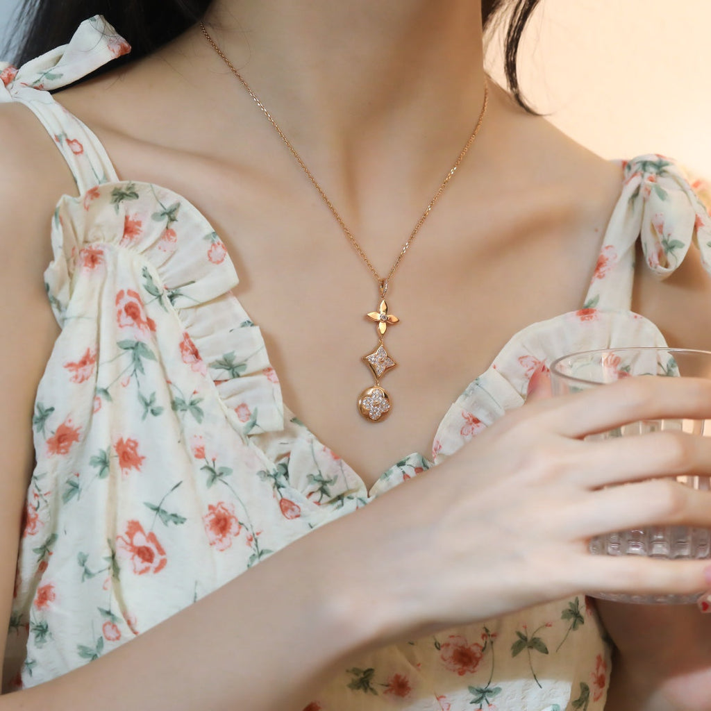 Dream STAR AND SUN DIAMOND PINK GOLD NECKLACE