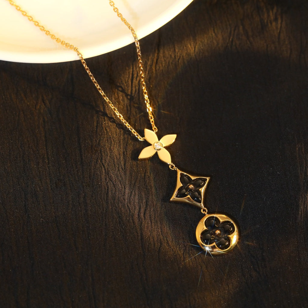 Dream STAR AND SUN ONYX PINK GOLD NECKLACE