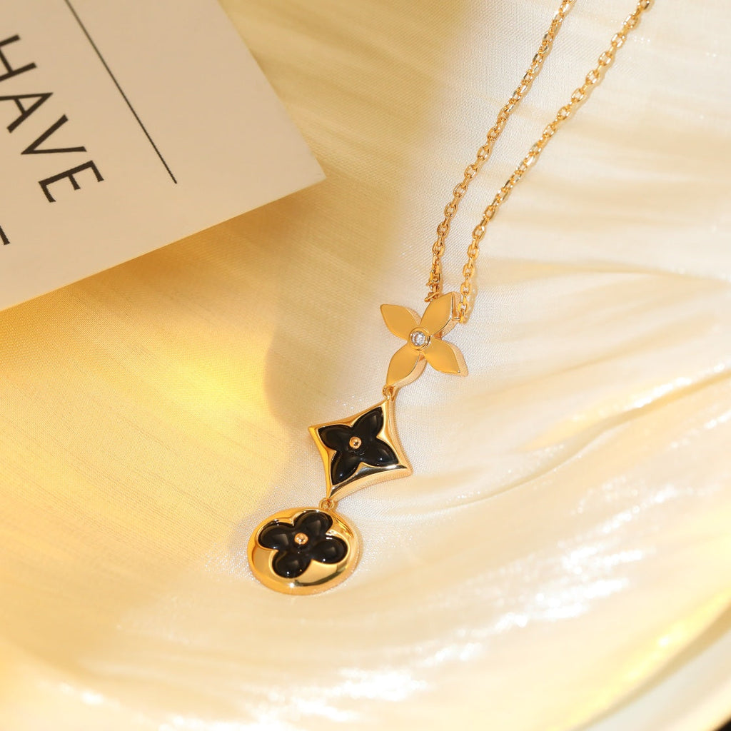 Dream STAR AND SUN ONYX PINK GOLD NECKLACE