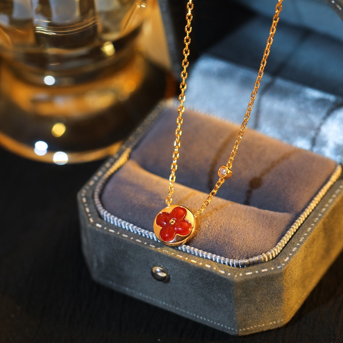 Dream SUN PEDANT PINK GOLD 1 DIAMOND NECKLACE
