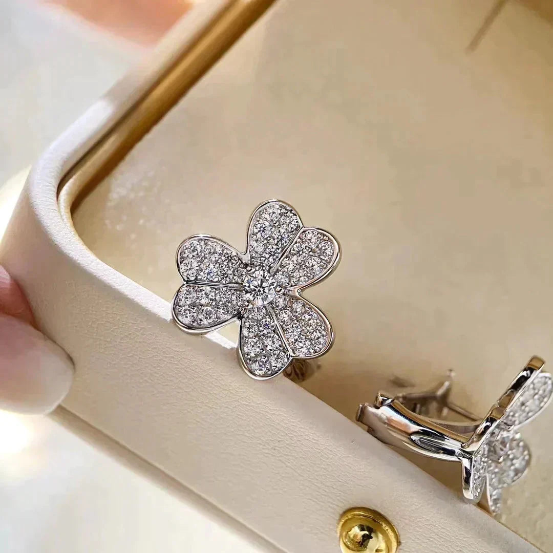 Dream CLOVER COMOS DIAMOND EARRINGS SILVER