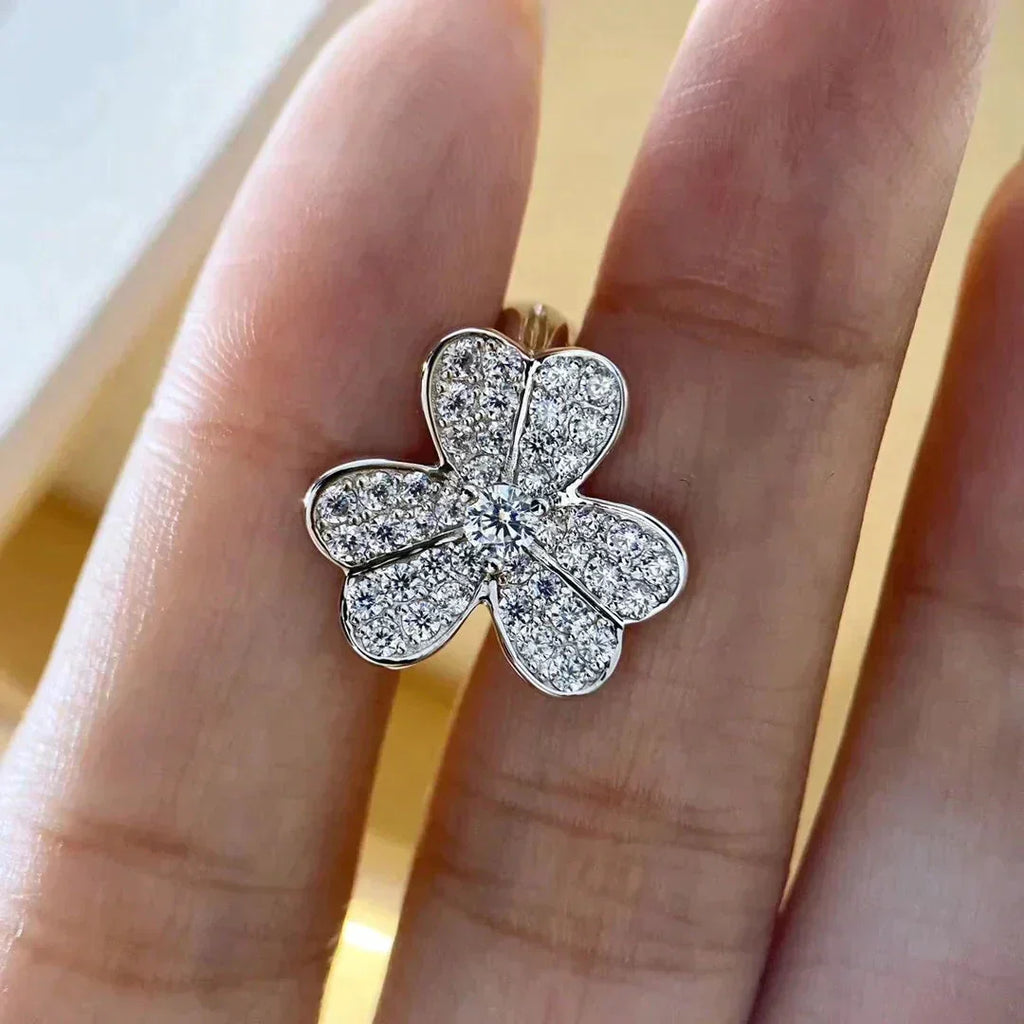 Dream CLOVER COMOS DIAMOND EARRINGS SILVER