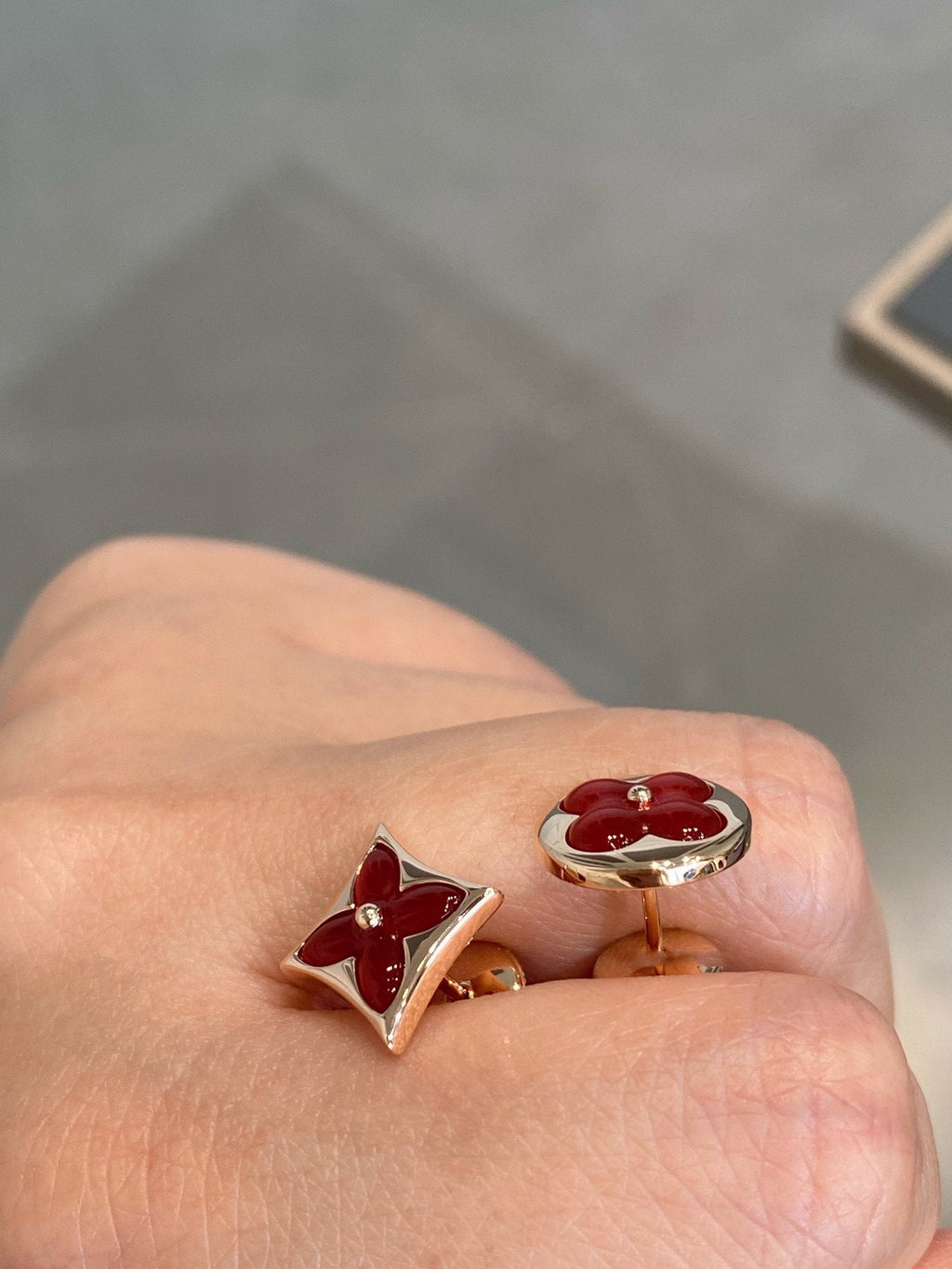 Dream STAR AND SUN PINK GOLD CARNELIAN STUD EARRINGS