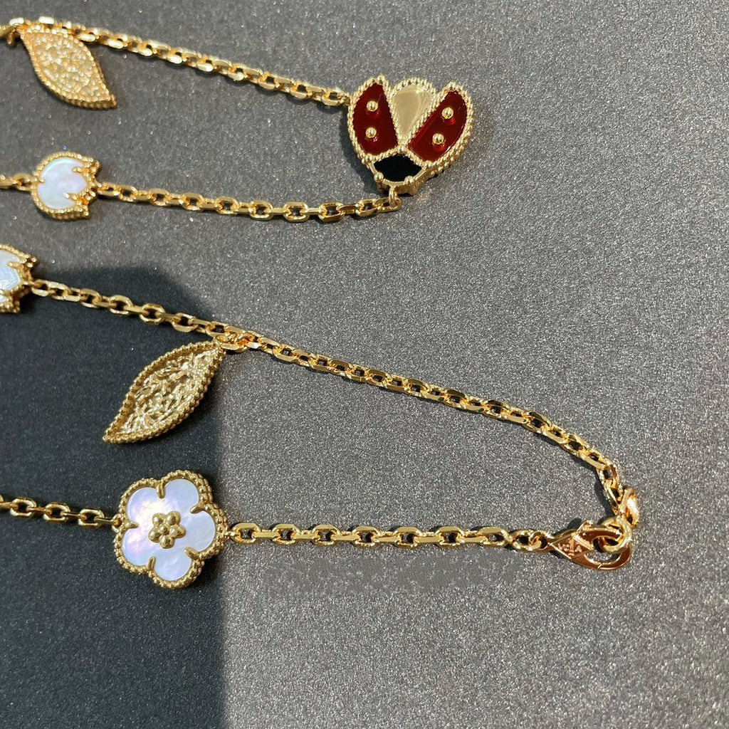 LUCKY SPRING 15 MOTIVE HALSKETTE AUS GOLD