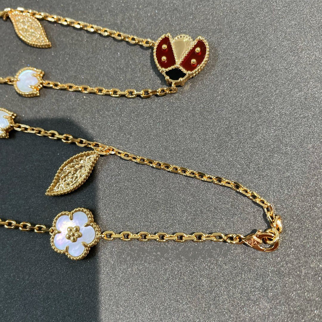 LUCKY SPRING 15 MOTIVE HALSKETTE AUS GOLD