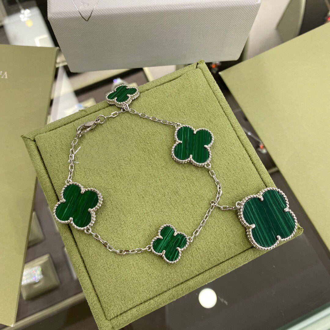 Dream CLOVER Armband mit 5 Motiven aus Silber und Malachit