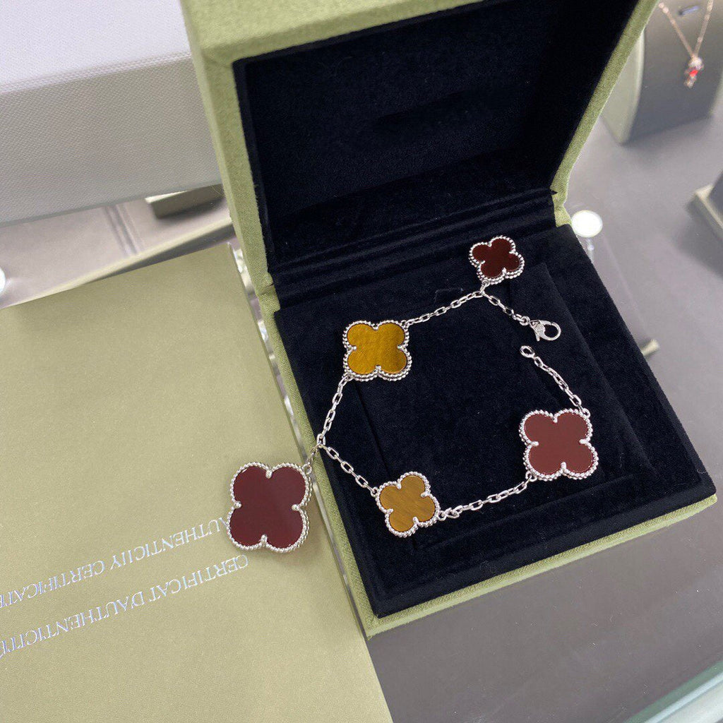ドリームクローバー 5モチーフ シルバー カーネリアン タイガーアイ ブレスレット