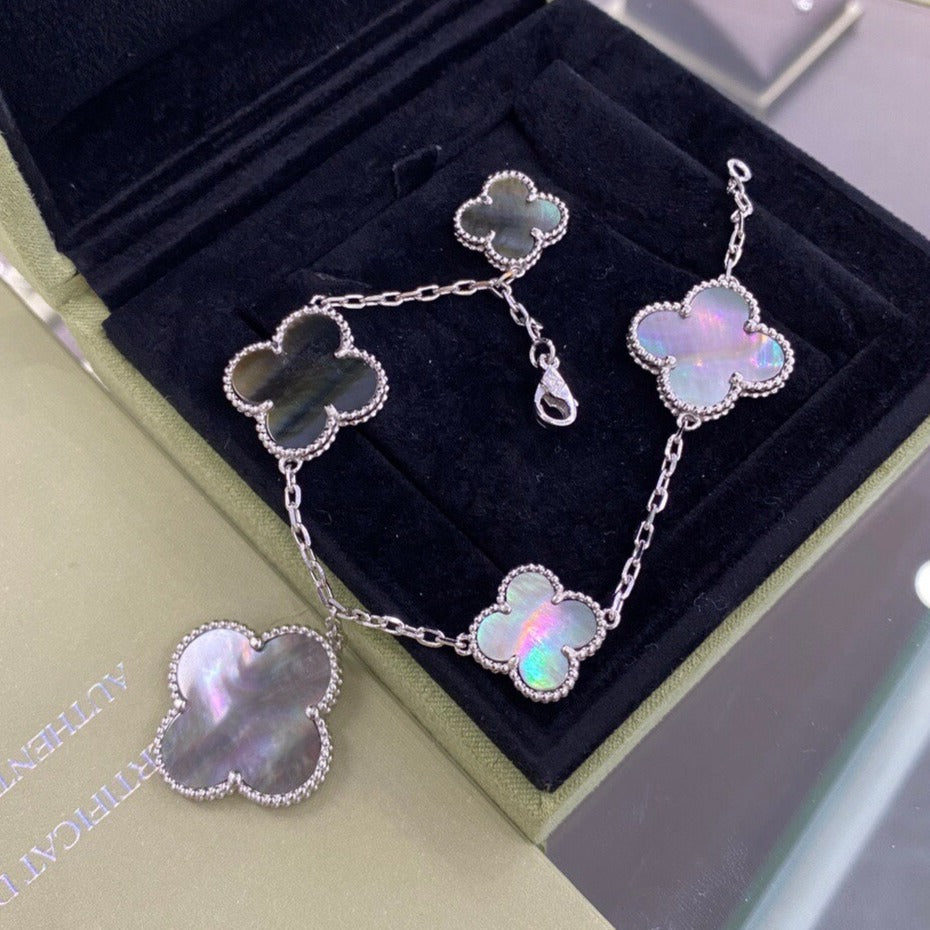 Dream CLOVER Armband mit 5 Motiven aus Silber und dunklem Perlmutt