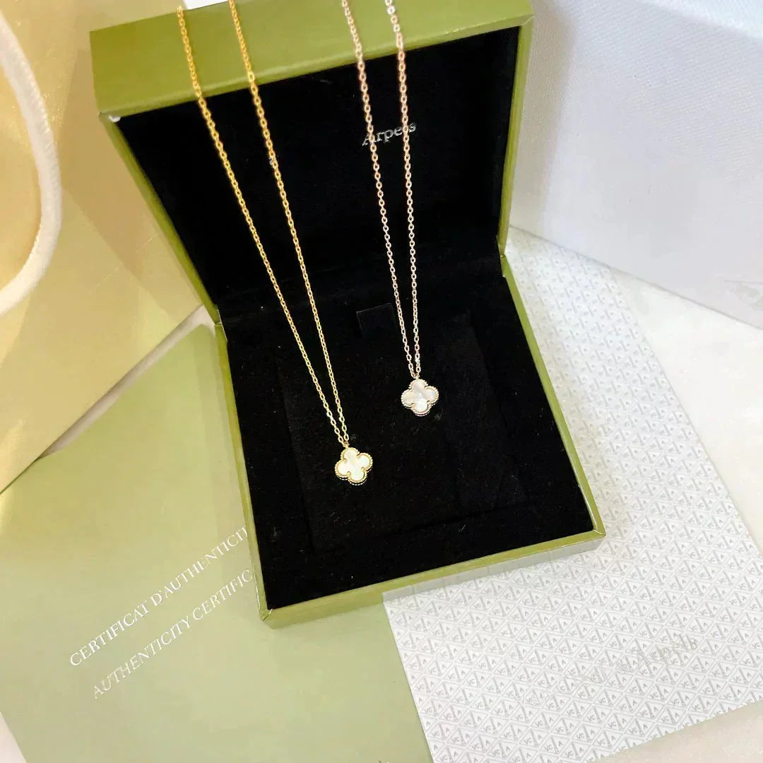 DREAM CLOVER MINI KETTE, 9,5 MM, WEISSES PERLMUTT