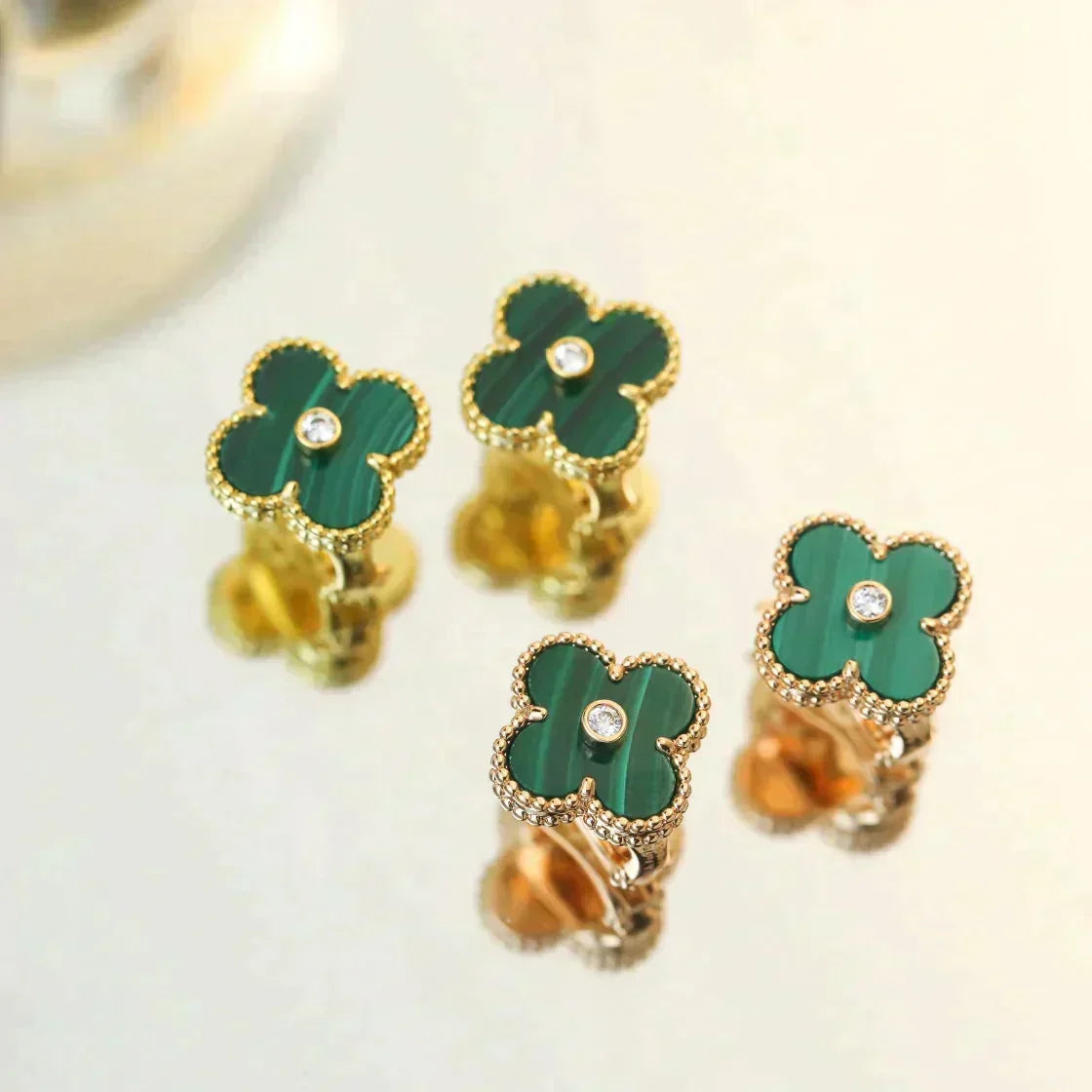 Dream CLOVER MEDIUM 1 MOTIFS MALACHITE DIAMOND EARRINGS