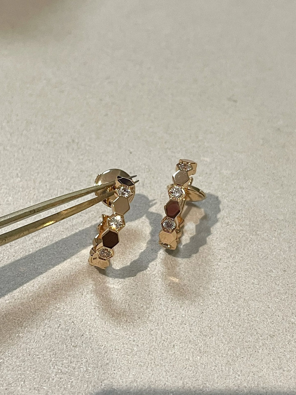 Dream BEE LOVE Earrings GOLD DIAMOND