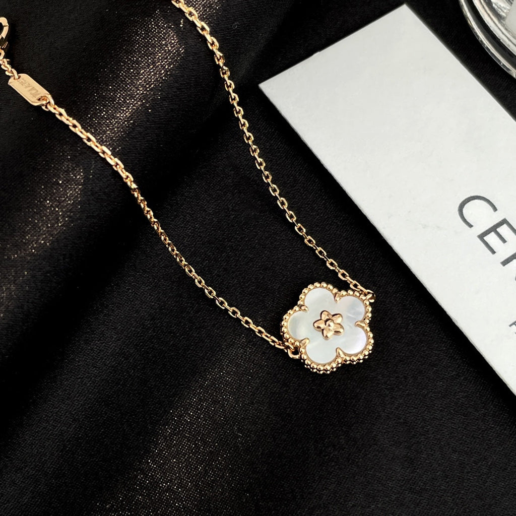 Dream LUCKY SPRING ROSE GOLD MOP BRACELET