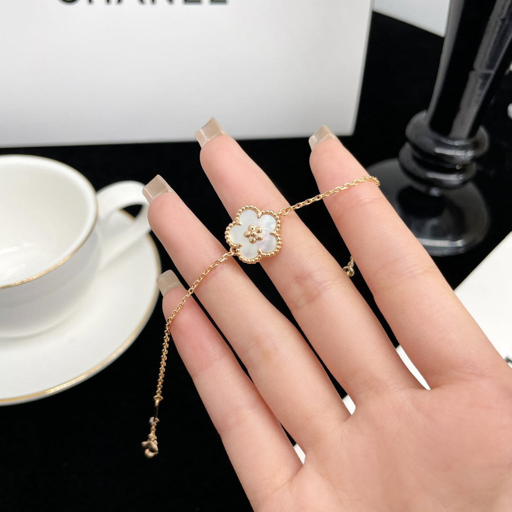 Dream LUCKY SPRING ROSE GOLD MOP BRACELET