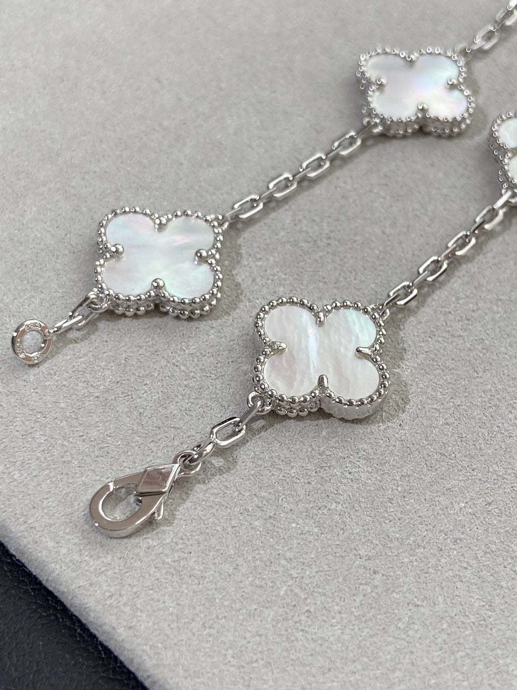 [Dream ]New CLOVER WHITE PEARL MOP 5 MOTIF BRACELET COLLECTION