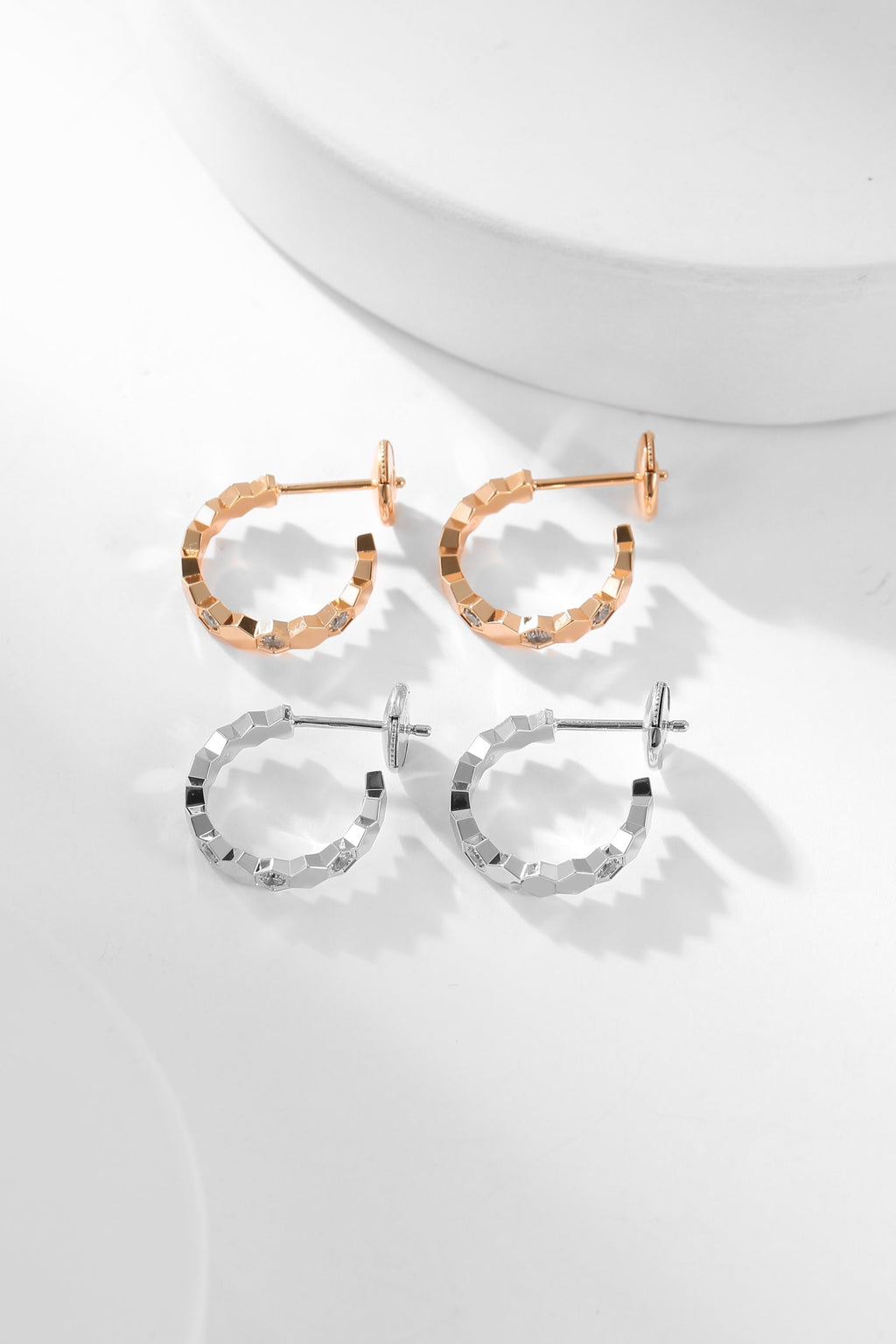 Dream BEE LOVE DIAMOND HOOP EARRINGS