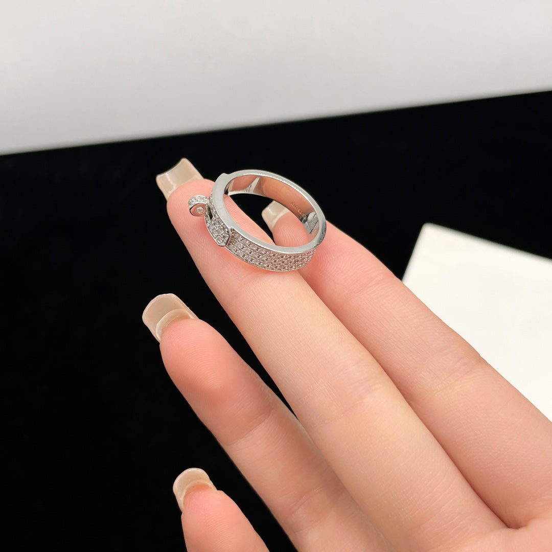 Dream KELLY SILVER DIAMOND RING