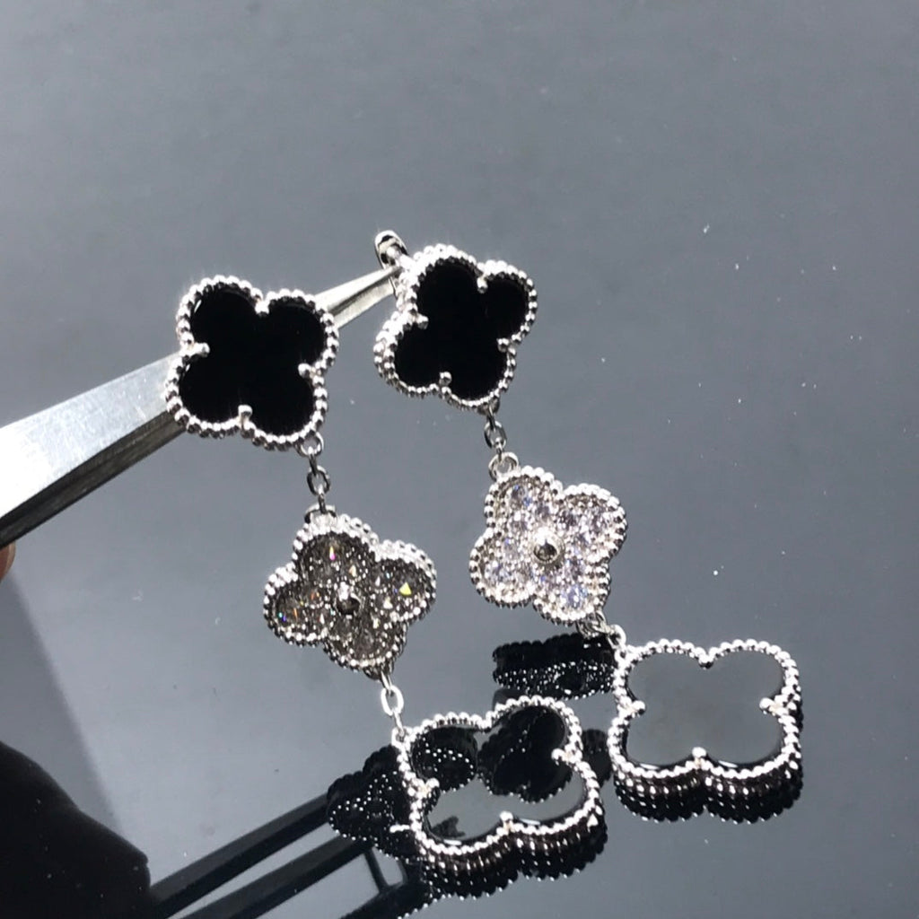 Dream CLOVER 3 MOTIF DIAMOND ONYX SILVER EARRINGS