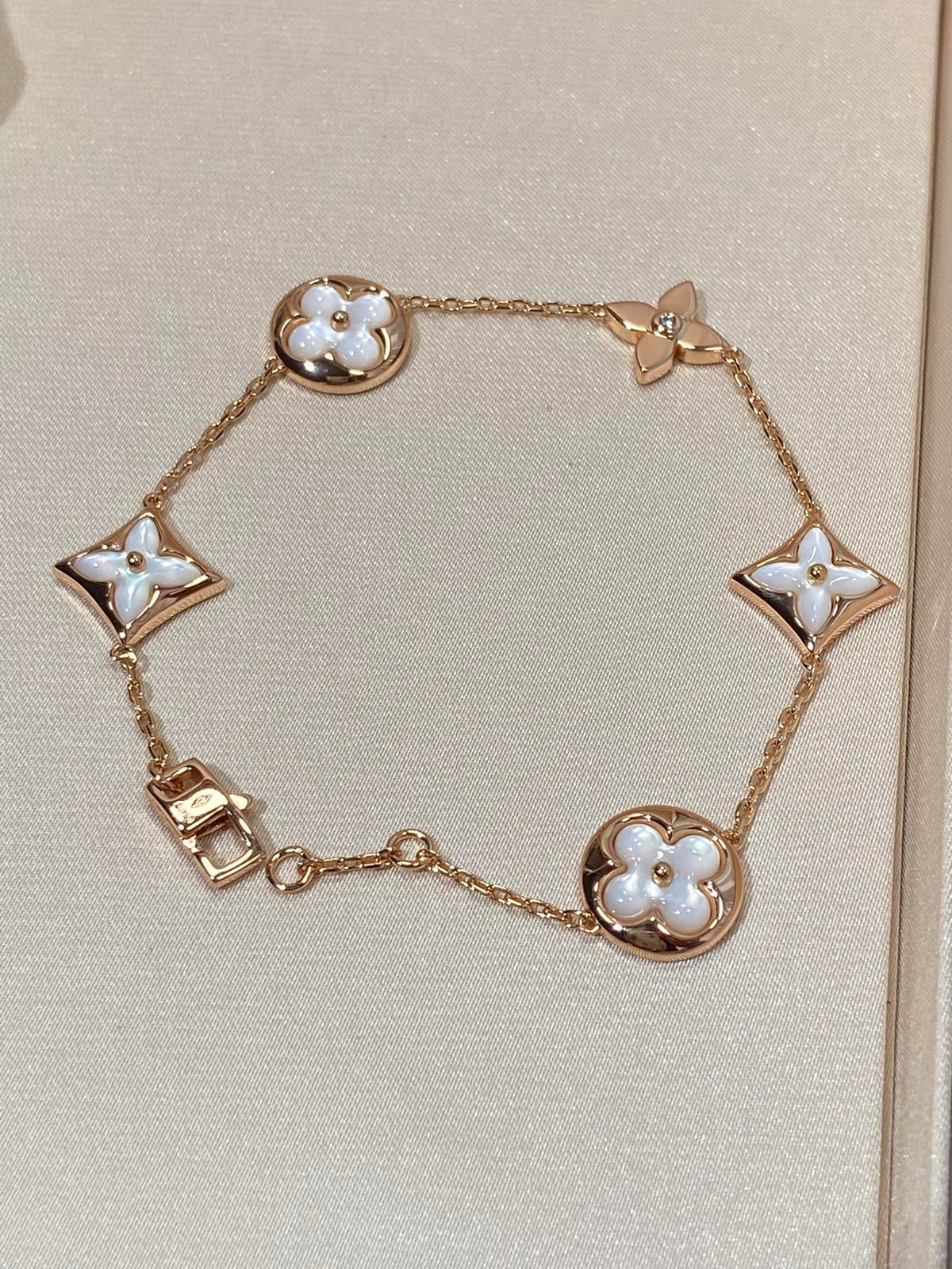 Dream STAR AND SUN 5 MOTIF MOP PINK GOLD BRACELET