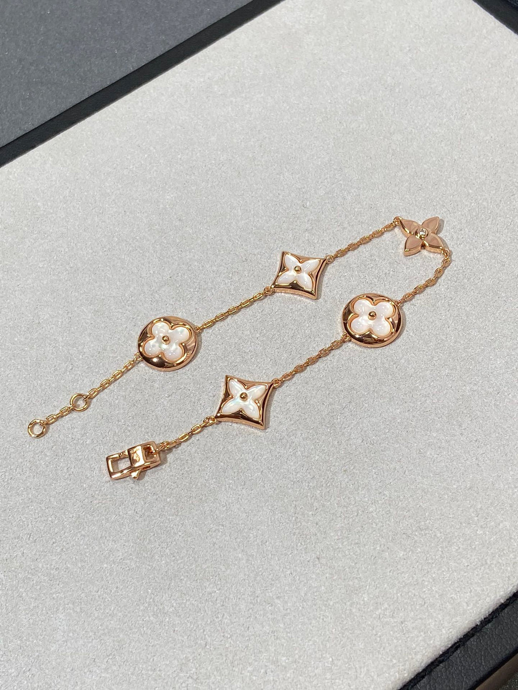 Dream STAR AND SUN 5 MOTIF MOP PINK GOLD BRACELET