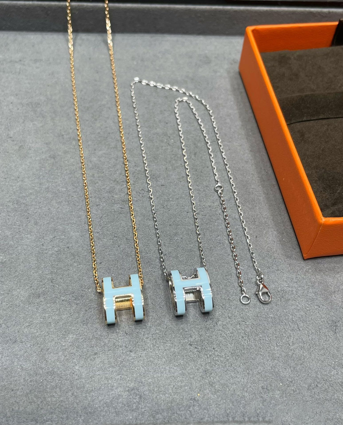Dream POP H SKY BLUE NECKLACE