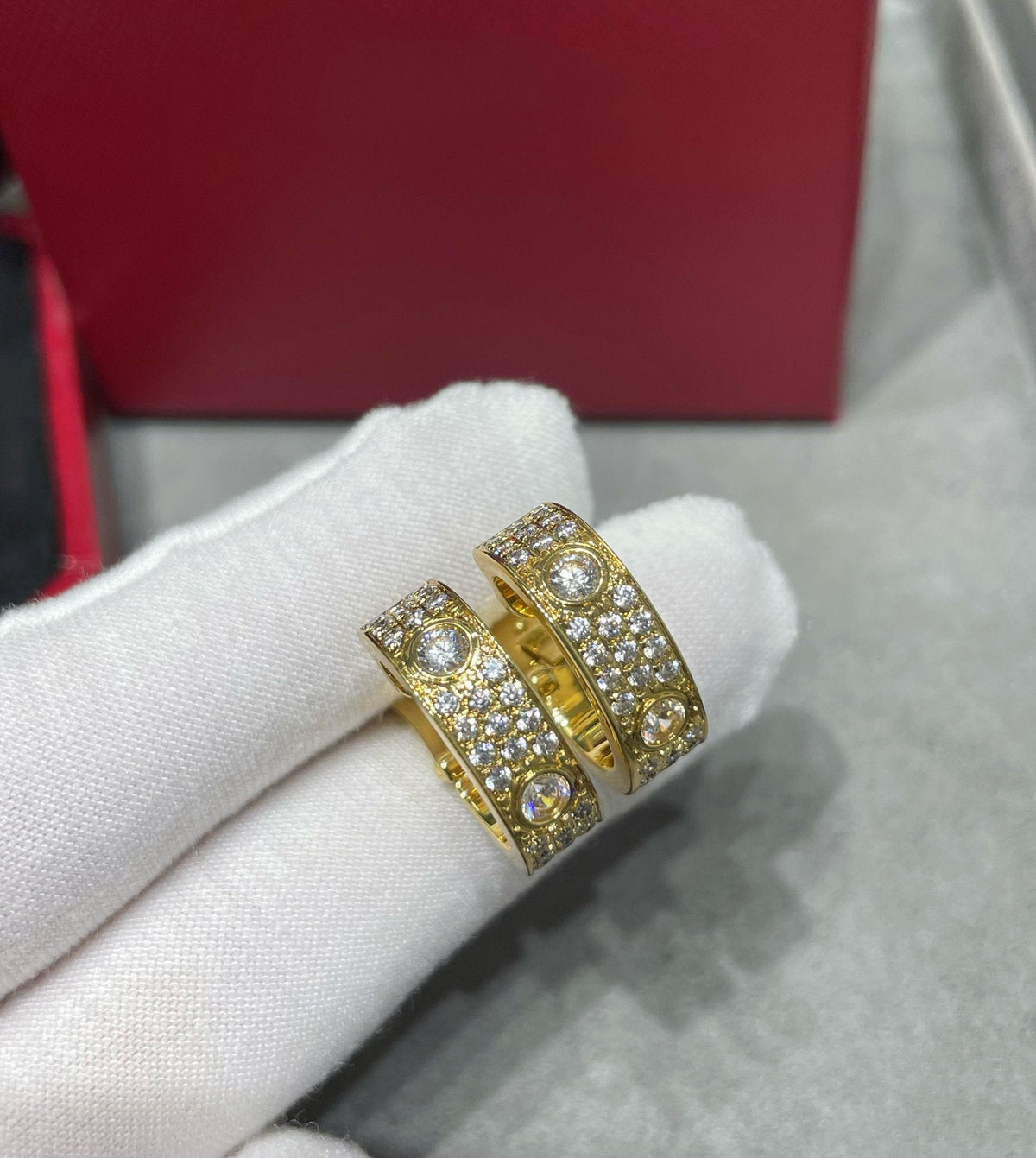 Dream LOVE 5.5mm ダイヤモンドパヴェピアス