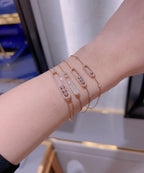 {
  "Dream": "MOVE CLASSIQUE DIAMANT-ARMBAND MIT PAVÉ-FASSUNG"
}