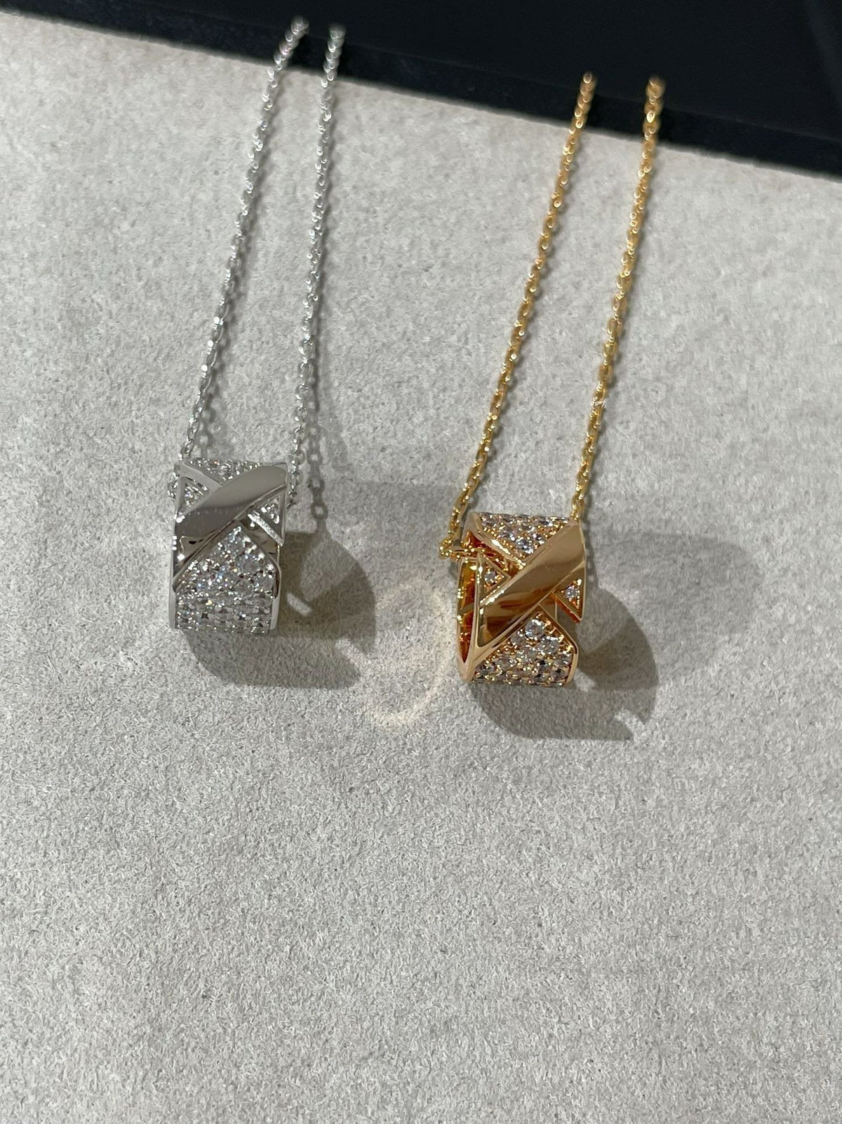 TRAUMHAFTE LIENS EVIDENZ DIAMANT-PAVÉ-HALSKETTE