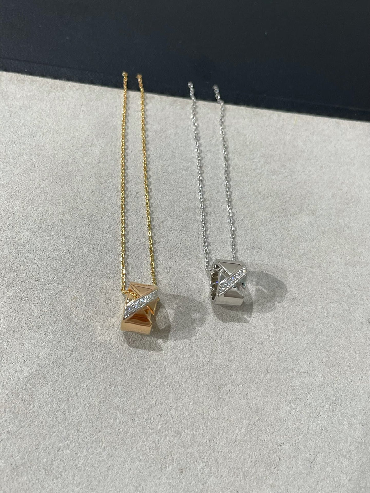 TRAUMHAFTE LIENS EVIDENCE DIAMANT-HALSKETTE