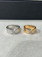 TRAUMHAFTER DIAMANTRING MIT LIENS-MOTIV