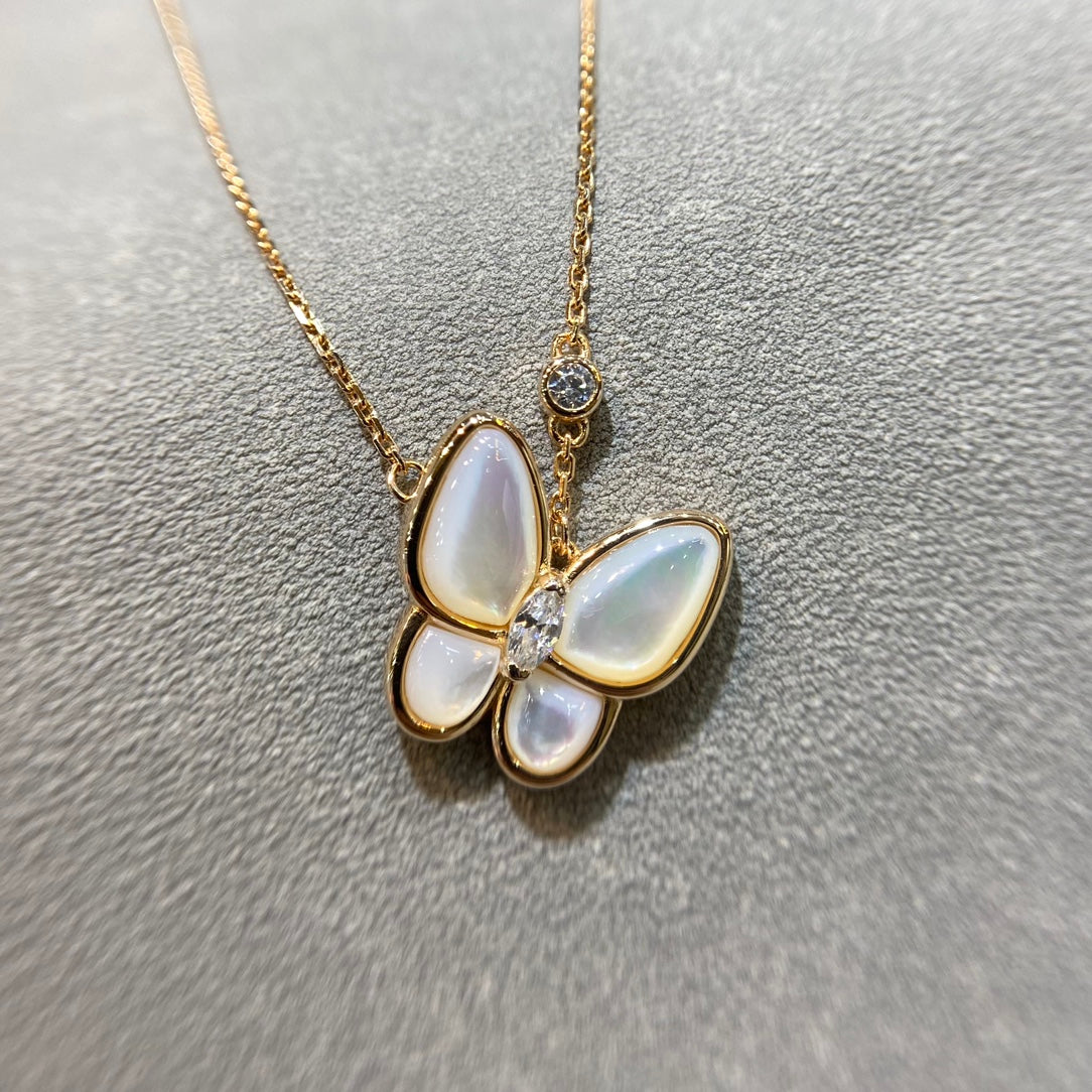 Dream BUTTERFLY MOP DIAMOND NECKLACE