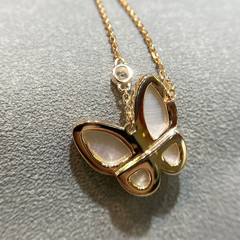 Dream BUTTERFLY MOP DIAMOND NECKLACE