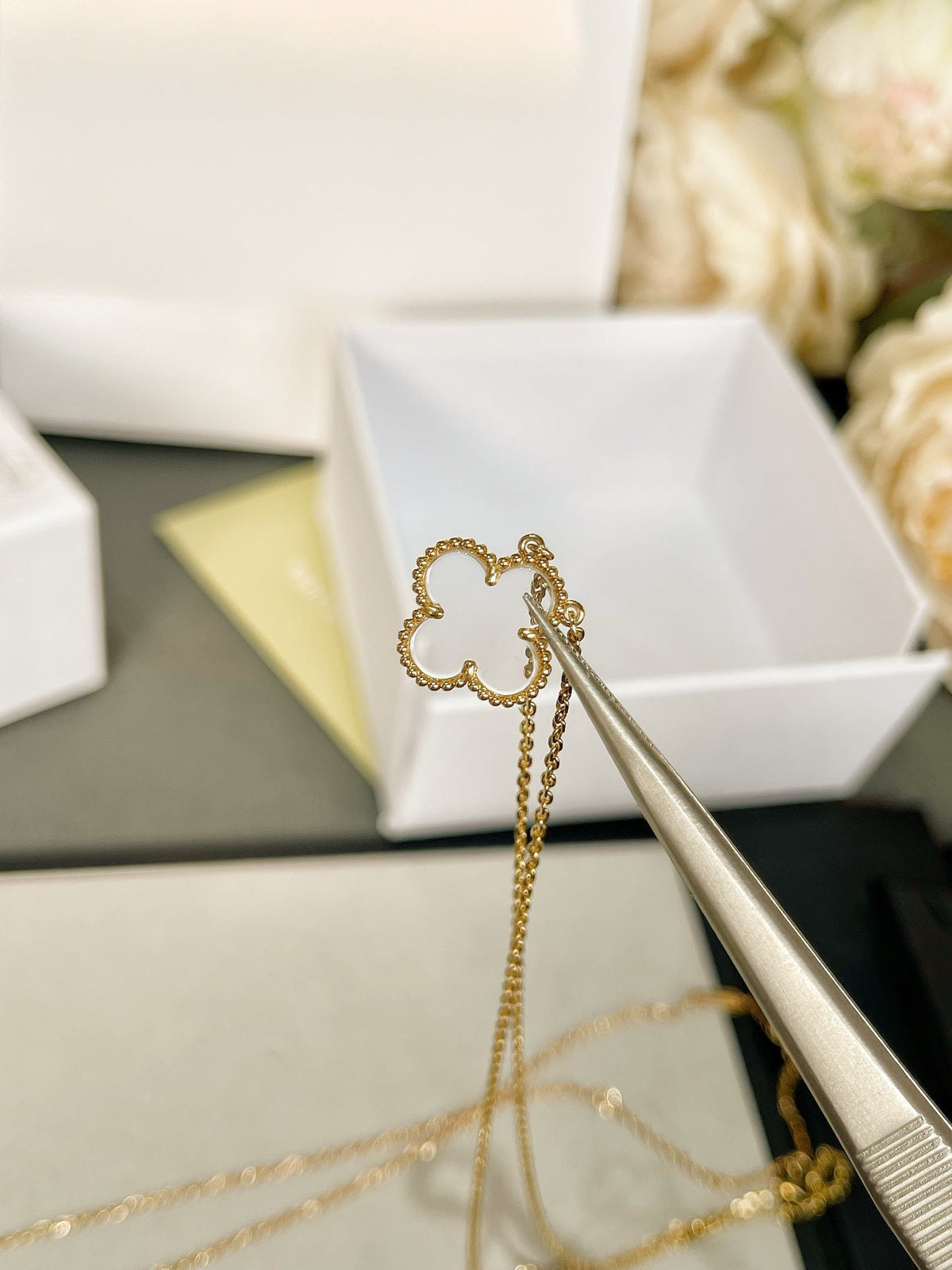 Dream CLOVER ROCK CRYSTAL ROSE GOLD NECKLACE